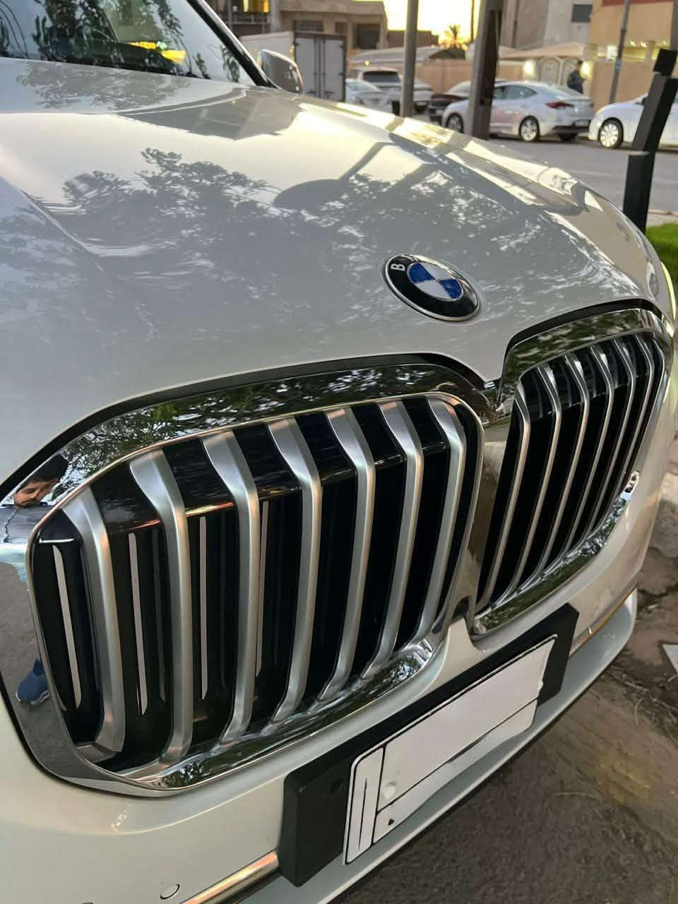 السلام عليكم
اقدملك الوحش الالماني للبيع وبسعر مناسب 🇩🇪🚀:
BMW X7 2022
وارد امريكي
السياره فول مواصفات
بيبان شفط
بانوراما
دسبلي
كراسي تدفئه تبريد مساج 
وبقيه المواصفات المعروفه 
حادث السياره موضح بالصور بنيد مبدل وحافه الجاملغ الامامي صبغ فقط
السعر 498 وبيها مجال
للاستفسار متوفر واتساب: ***********

