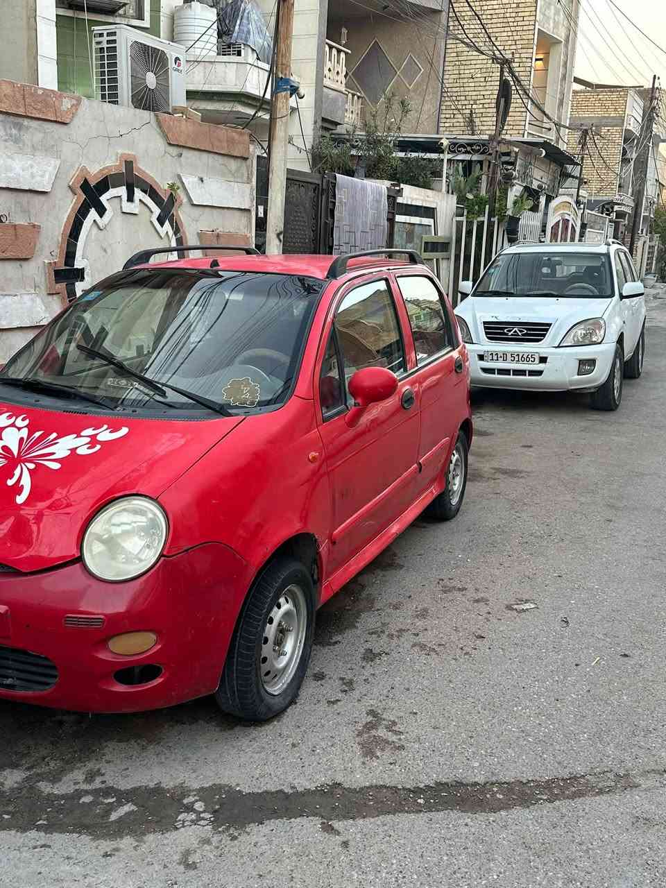 يالله
السلام عليكم 
كيو كيو سياره ناعمه وحلوه كير مكينه 4 سلندر 
تبريد شغال مابيه ضربه فقط بيه صبغ قطعتين 
السعر 24 ورقه 
مكاني سيديه قرب تقاطع الدرويش
***********
