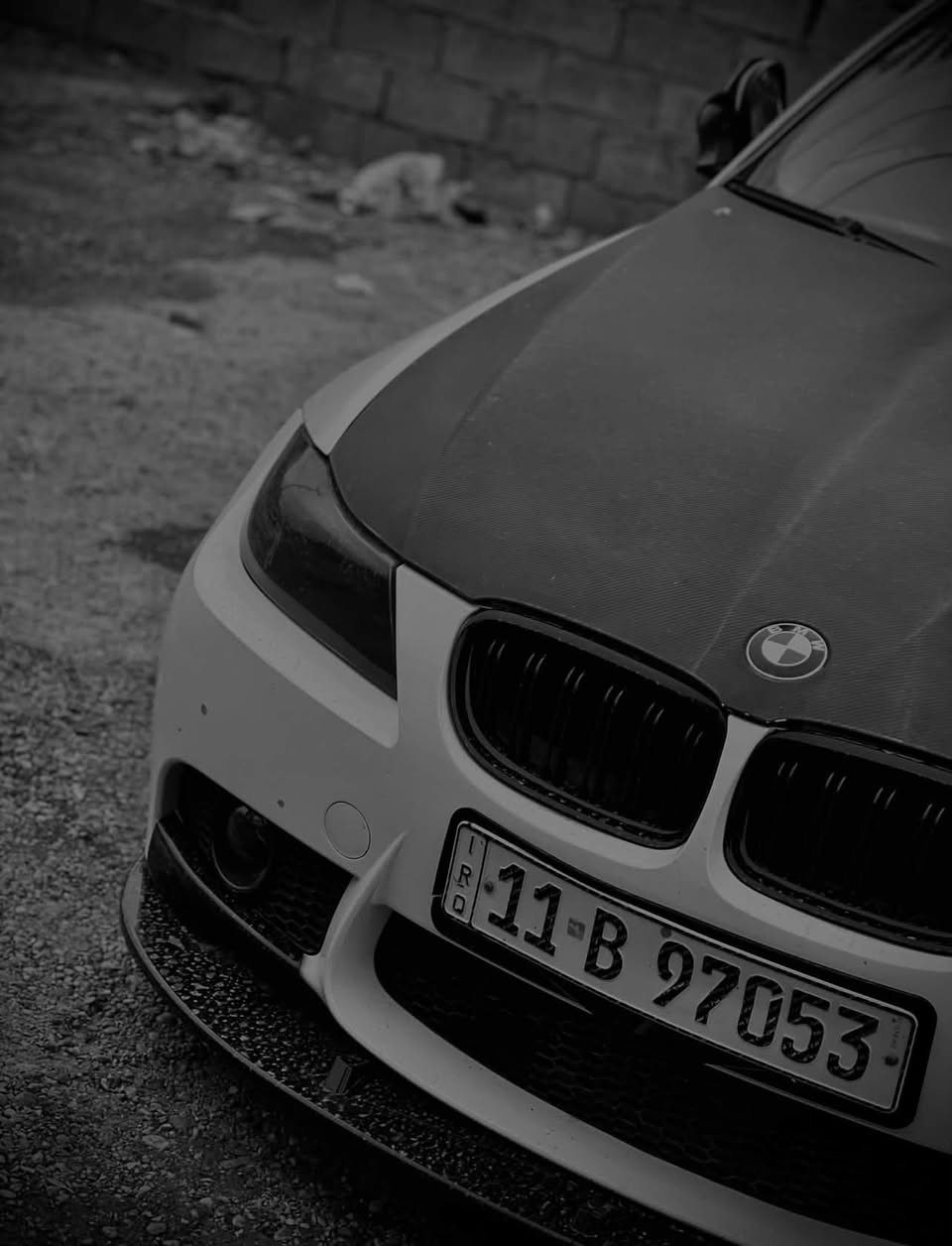 Bmw e90 🇩🇪🔥
موديل : 2008 محدثه 2011 
مكينه : n52 3000 كلش حلوه مكينتها 
السياره مصروف عليها خير من الله 
الاضافات : 
_دشبول شاشه دجتل مال حديث ( الكيجات الاصليه موجوده )
_شاشه اندرويد 
_ستيرن x5 شفتات فيك 
_دعاميه اماميه m ولحيه وكفرات بلوجكتر m 
_لايتات وبلوجكتر زنون و المازده محدثه نفس ماموضح بالصور 
_وياله m مصبوغات صبغ درجه اولى وتايرات جديده كلش 
_ سكوبات مري جانبيه كاربون زعانف كاربون وسبايدر كاربون ومطريات e90 
_ السياره عليها كزوز ريمونت كتم تام وصوت كلش حلو ( الصالنصات الاصليه مالتها موجوده ) 
_شاد عليها مروحه مال باخره يعني انسه الحماوه 
السياره مابيها نقص اي شي ادامه كامله قبل كم يوم مسويلها كير ودهن كير جديد منضومه راديترات كامله جديده منضومه بانزين جديده منضومه مي جديده 
التبريد مشتغله يم علي هدف والمعرف لايعرف تبريدها منضومه جديده 
غرفتها كلش حلوه ونظيفه 
والسياره بالحقيقه احلى من الصور ومعروفه 
بيها صبغ مو حزام بس نكول حزام السونار راسلني خاص ويوصلك 
تراي السياره وين متريد ومابيها نقص ولا برغي 
السياره رقم بغداد بأسمي تحويل مباشر والسنويه ساقطه مالتها 
السعر 105 وبيها مجال كلش قليل 
العنوان ؛ بغداد حي الجامعه قرب نفق الشرطه 
للتواصل : ***********
