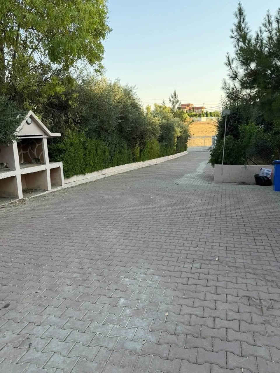 📞 ***********

🔥 تريد مكان راقي تقضي بيه يوم كامل براحة وخصوصية؟

🌴 مزرعة VIP للإيجار اليومي في كركوك

🏊‍♂️ مسبح حار وبارد
🏡 بيت واسع ومجهز بالكامل
🎱 بليارد ووسائل ترفيه
🔥 مكان مخصص للشوي
🌳 حدائق وجلسات جميلة
❤️ أجواء هادئة ومناسبة للعوائل والأصدقاء

✅ خصوصية تامة
✅ نظافة وترتيب
✅ إيجار 24 ساعة كاملة

📍 الموقع: جيمن – خلف كلية القلم

💰 الخميس والجمعة والسبت: 225 ألف
💰 باقي الأيام: 175 ألف

⚡ لا تنتظر لآخر لحظة… احجز موعدك من هسه!
📞 ***********
