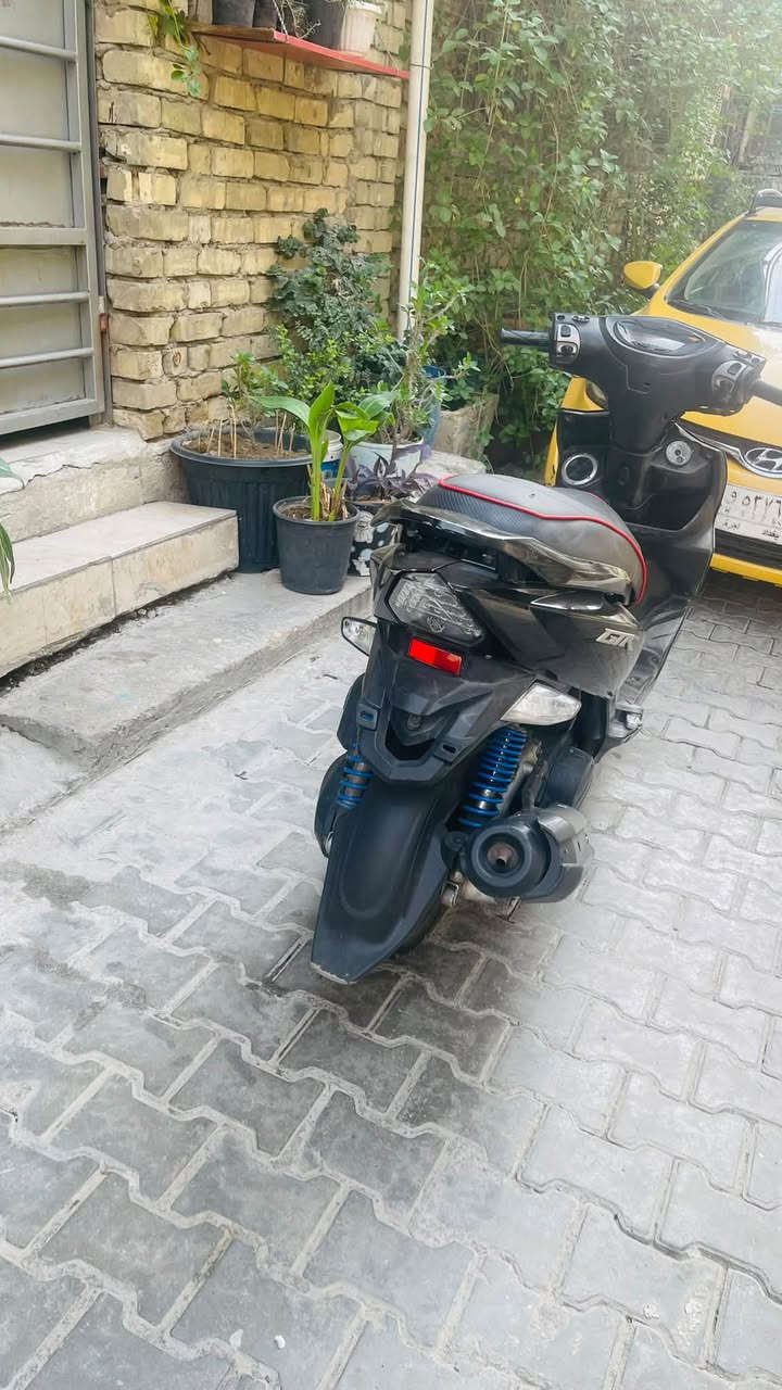 GTR • اسود • مكفوله