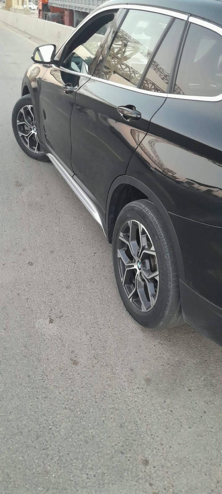 الاسلام عليكم BMW X1 موديل 2020 ماشيه 21 الف سياره زيرو مانقصها برغي مستعجل علا بيعتها صور حادث مرفق مع المنشور وسونار السياره فول مواصفات مكينه المرغوب 2000 توين تيربو 
وباقي المواصفات معروفه السعر 135 وبيها مجال عنوان الكاظميه جكوك ***********

نص مكتوب في الصور:
- I ❤️