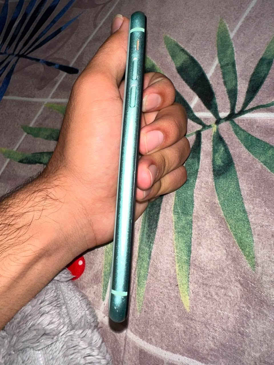 ١١عادي 
مدل شاشه وبطاريه نوعيه اصليه 
ذاكره ١٢٨ 
مراوس او بيع
مكاني ديالى الخالص
***********
