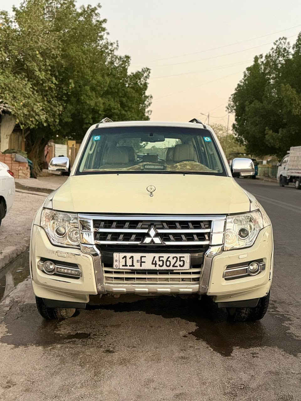 باجيرو حبتور كامل مواصفات أعلى فئه بغداد بأسمي موديل 10 مكينه بيه لاستيك ولف بيه قطعه وحده تبديل مكفولة من الصبغ والدواخل العنوان بغداد 
السعر 125
***********
ترهم مراوس
