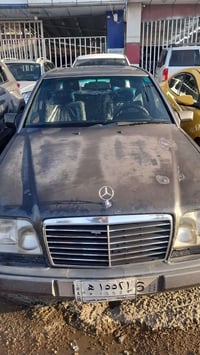 للبيع مرسيدس دب موديل ١٩٩١ محرك ٣٢٠ سيارة جاهزة من كلشي بس الصبغ جارد ...