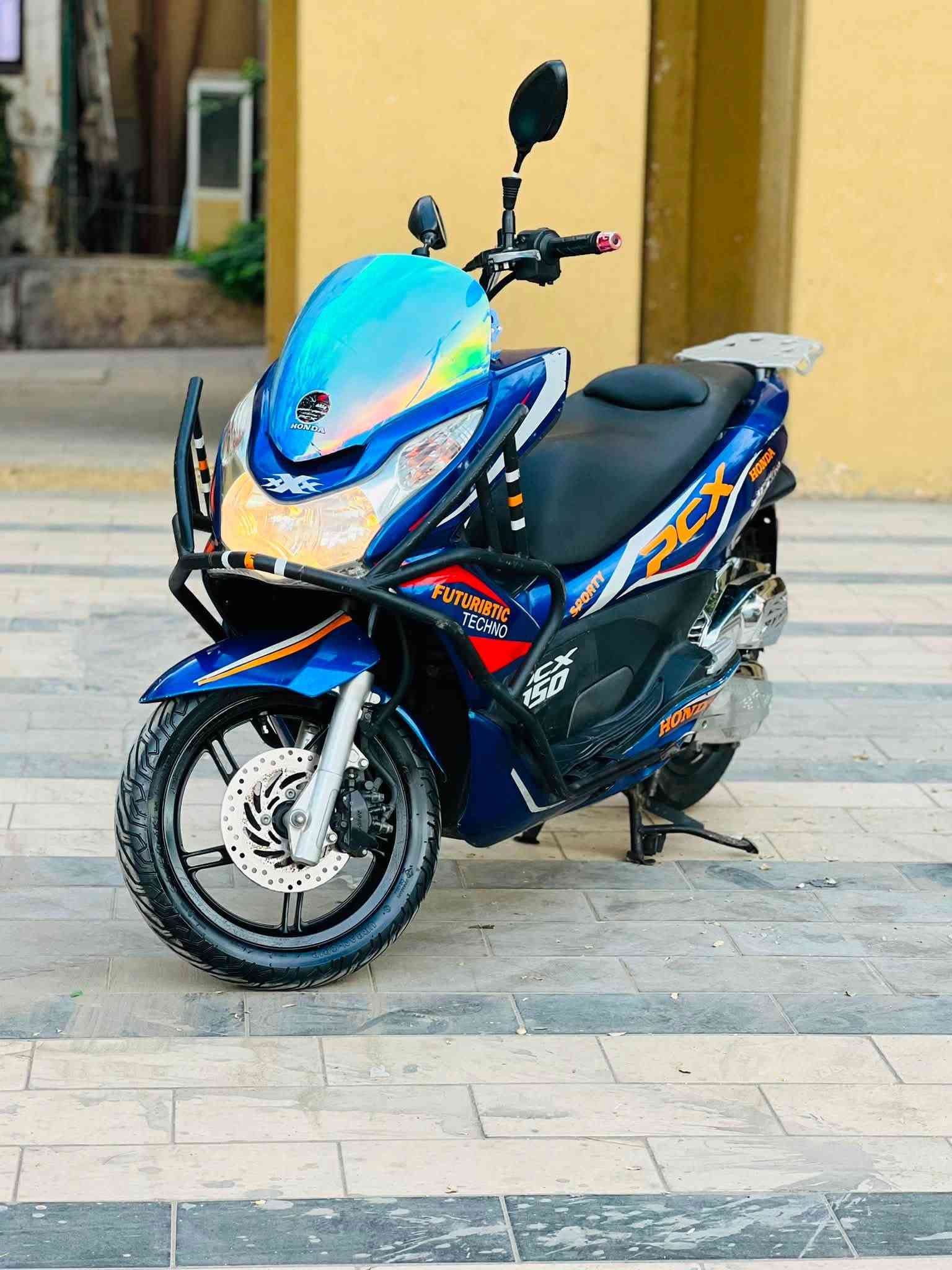 PCX • جيل الاول • ١٥٠