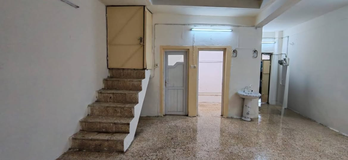 حي الجزائر • ٧٠م • ٣ غرف