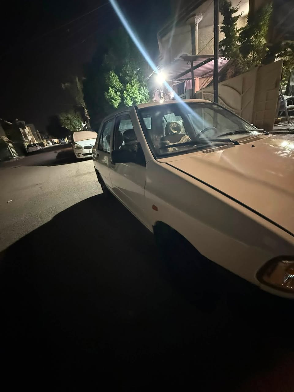 سايبه موديل 25 نازله بل 26 ماشيه 4 الف زيرو مرقم بغداد خصوصي الرقم كملته قبل يومين سياره نضيفه ومناقصها ايشي مكاني بغداد حي الجهاد رقمي ***********
