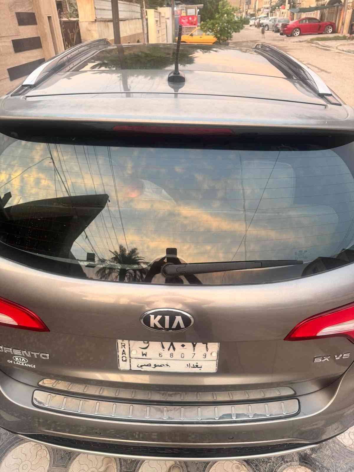 سورنتو SX • ٢٠١٥ • رقم بغداد