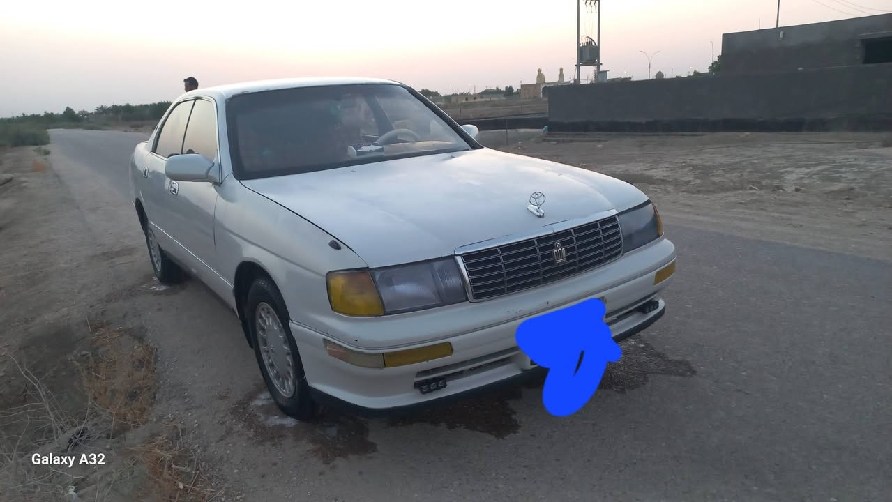 سلام عليكم كراون بطه 95متصل رقم ذي قار  مكفوله من الكص ونقل الجثه والصوليات تحويل ثاني يوم مكينه 2ونص  تخم تاير  حداديه  ارضيه جلد كهربائيات شغاله راديتر جديد سياره جاهزه سعر ٣٧ وبيه مجال العنوان ذي قار سوق الشيوخ ***********
