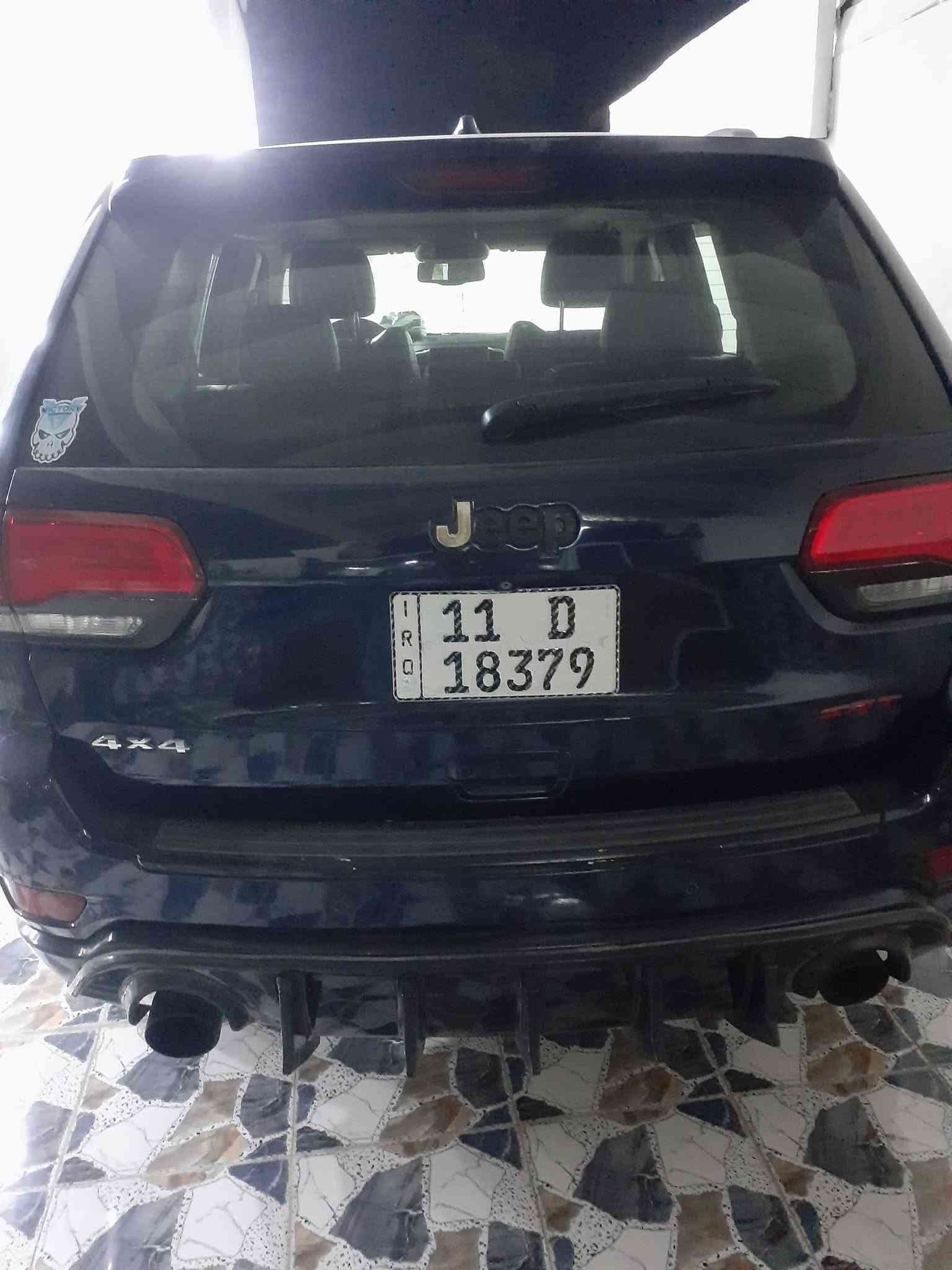 جيب موديل ٢٠١٢ خليجي محدثه بجم وصندوك ٢٠١٦ بيها صبغ عام رقم جديد وهزه جديده  فول مواصفات كشنات شادله مال ٢٠٢٠ غرفته نضيفه بانوراما رادارات بالمري الجنطه كهرباء كشنات كهرباء حساسات أماميه وخلفيه رقم بغداد باسمي محرك هيمي ٥٧٠٠ رقم وهزه وسنويه جديده  باسمي  بيع او مراوس حسب القناعه اخوان كير اتعهد بي المحرك بي خلل شغال طبيعي مابي اي صوت ونشطه بس بيها دخان من الصالنصه بيها رنك او غير شي مااعرف لان ماجيكته ابيع محرك كايم السعر 90 وبيها مجال قليل الله شاهد قبل شهر ماخذه 120 بس هذا الحديد الحمد لله ترهم مراوس الفرق كل شهر ٢٠٠ دولار  و هذا رقمي بي واتساب *********** مكاني الانبار فلوجة
