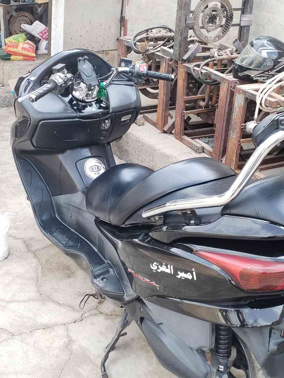 فقط مراوس بيع مابيع
كفاله عامه 
مكاني نجف التغيرر حلو
***********
