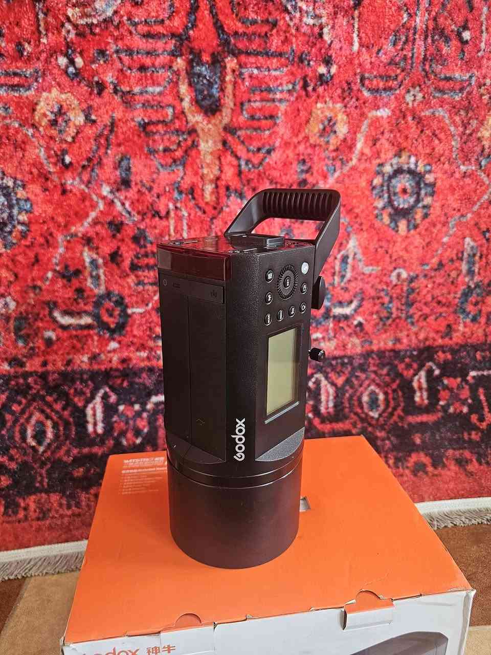 سڵاوتان لێبێت
Ad600pro بۆ فرۆشتن 
زۆر تازەیە نوکە دەرزی شوختی نیە 
١٠٠/١٠٠ پاکە 
کەم ئیشی کردووە 
٦٠٠ دۆلارم پێداوە بە چەن حەزت لێبوو بەدڵم بوو پیرۆزت بێت
***********
