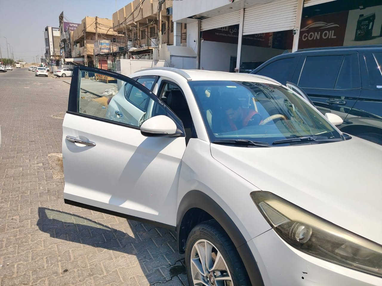 *********** بي واتساب
1- السنويه منتهيه
2- مكفوله من الضربة 
3- ماشية 318 الف 
4- السيارة نظيفة جدا 
5- رقم الهاتف واتساب فقط : ***********
6- مكانه : النجف - حي الزهراء
٧-بيه صبغ كايم بالبنيد موضح بالصورة واحد بصفه أيضاً بس مسوي السعر 158 وبيه مجال
