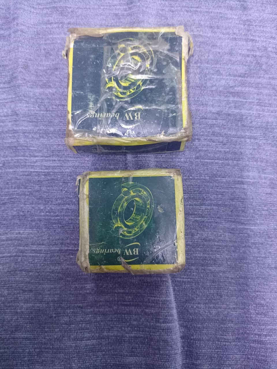 أغراض
كفرات يده داخيله عدد ٢ سوبر
بوربرين كبير وصغير جديده ما مفتوح من النايلون امامي
دگم جوكات تبريد عدد ٣
كب ٨٢ الى ٨٥
الرقم ***********
