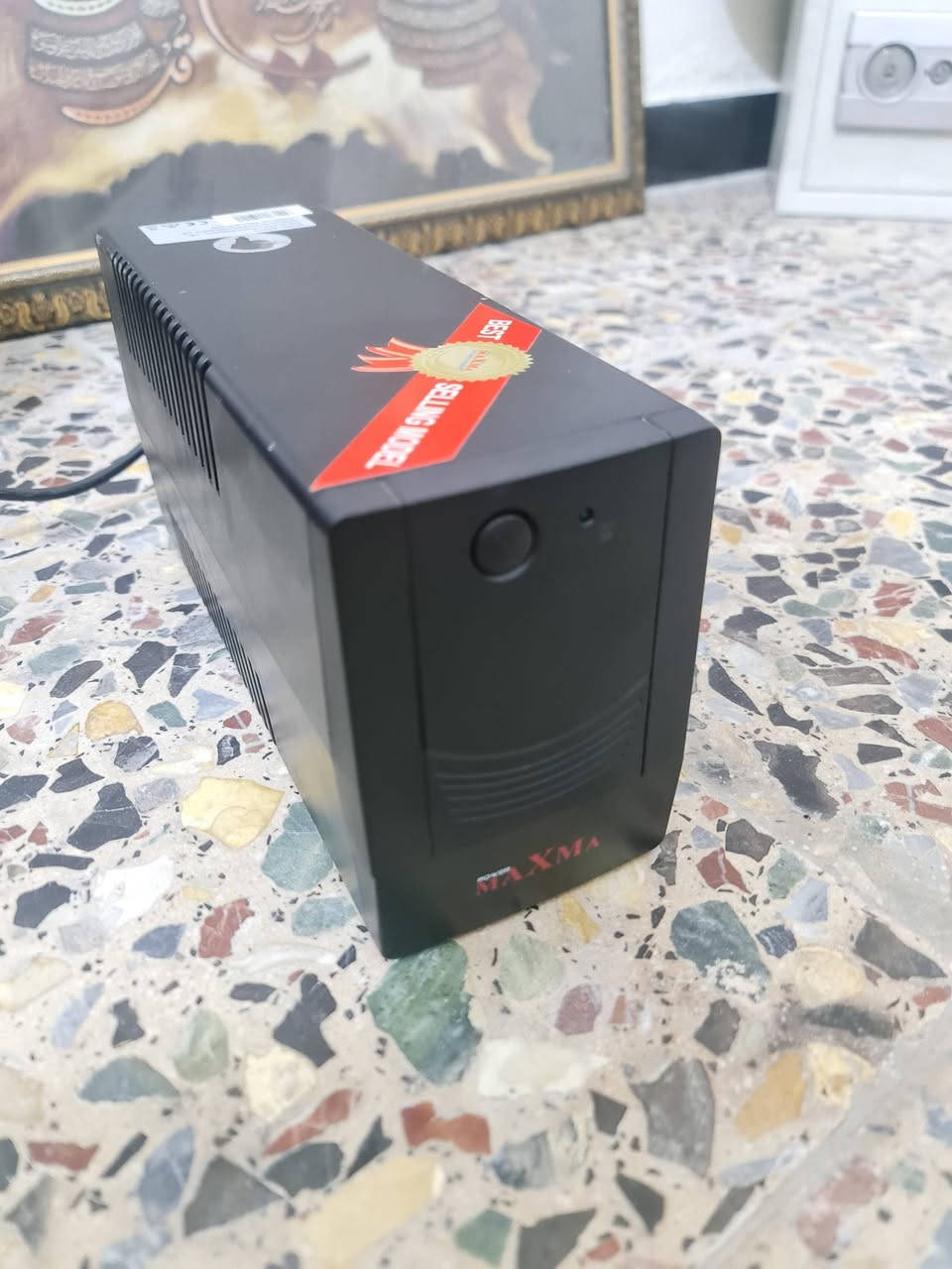 السلام عليكم xbox one fat 500GB للبيع بي جويستك كيميسر احترافيه والعاب 
Gtav
Battlefield1
Assassins creed
ويوبي اس مكسيما 850 جديد بعد بي ضمان ١١ شهر  للبيع ب230وبي مجال رقم *********** اوخاص العنوان بغداد البلديات
