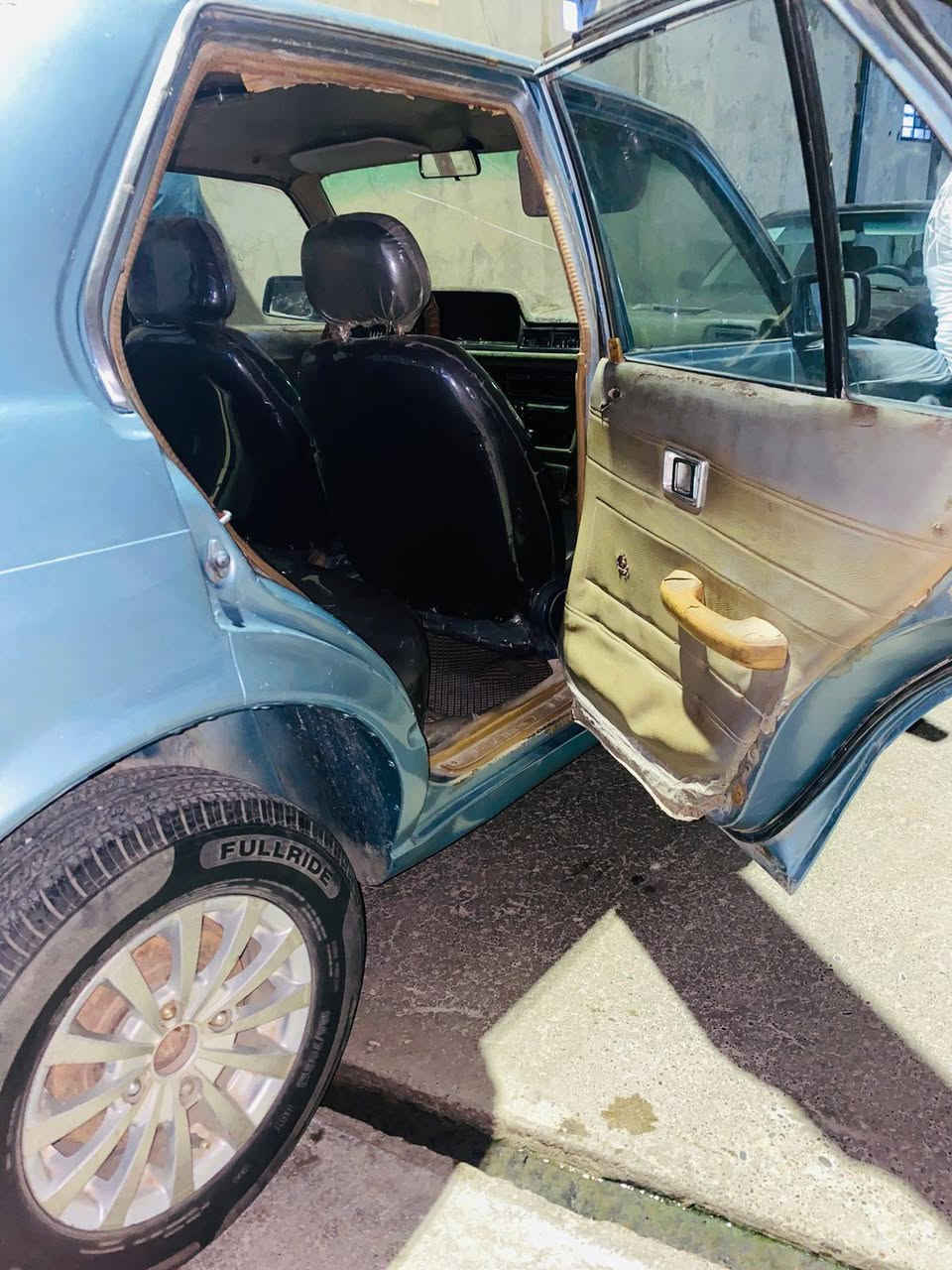 السلام عليكم كرونا موديل 82 كير شادو جديد مكينة بيها اثر نفخ كهربائيات شغاالة مصبوقة جديد شرط تحويل وكالة ما سوي السعر 17رقم صاحبها ***********
