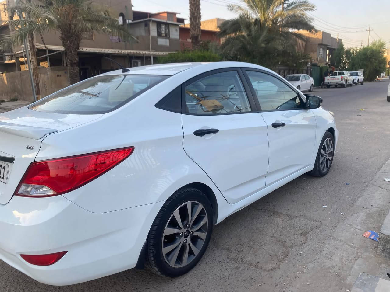 السلام عليكم 
اكسنت ٢٠١٦ خليجي كفاله من الصبغ عدا الدعاميه محرك ١٦٠٠ كير تبريد صدر ممتازات محرك وكير ما مفتوحات ورقم  بغدا الجديد هزه جديده سنويه  بأسمي السعر ١٠٧$ وبيه مجال الاتصال *********** عنوان بغداد الكرخ
