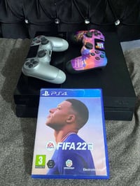 بلي 4 • ٥٠٠ جيجا • ٢ جوستك