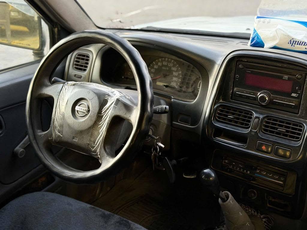 نیسان 2006 
سحر 84
سەیارەکی زۆرمەز بوتە چوار تایەو ویلی لۆکی لە ژێرە گێرو مەکینەو تەقەو رەقەو تەبریتەکەشی بەشەرتە دەعموو لێدان و وەرگەراویش بشەرتە 3پارچەی پەمە  
بۆزانیاری زیاتر پەیوەندی بەو ژمارانەی خوارەوە بکەن شوێن کۆیە پێشانگای وەستا ڕێبین لەخزمەت داین🌹🌹🌹
***********
*********** السليمانية, العراق
