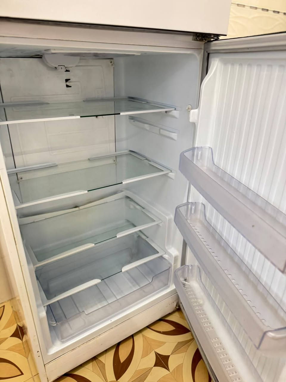 ثلاجة مجمدة • أغراض بيت • كركوك