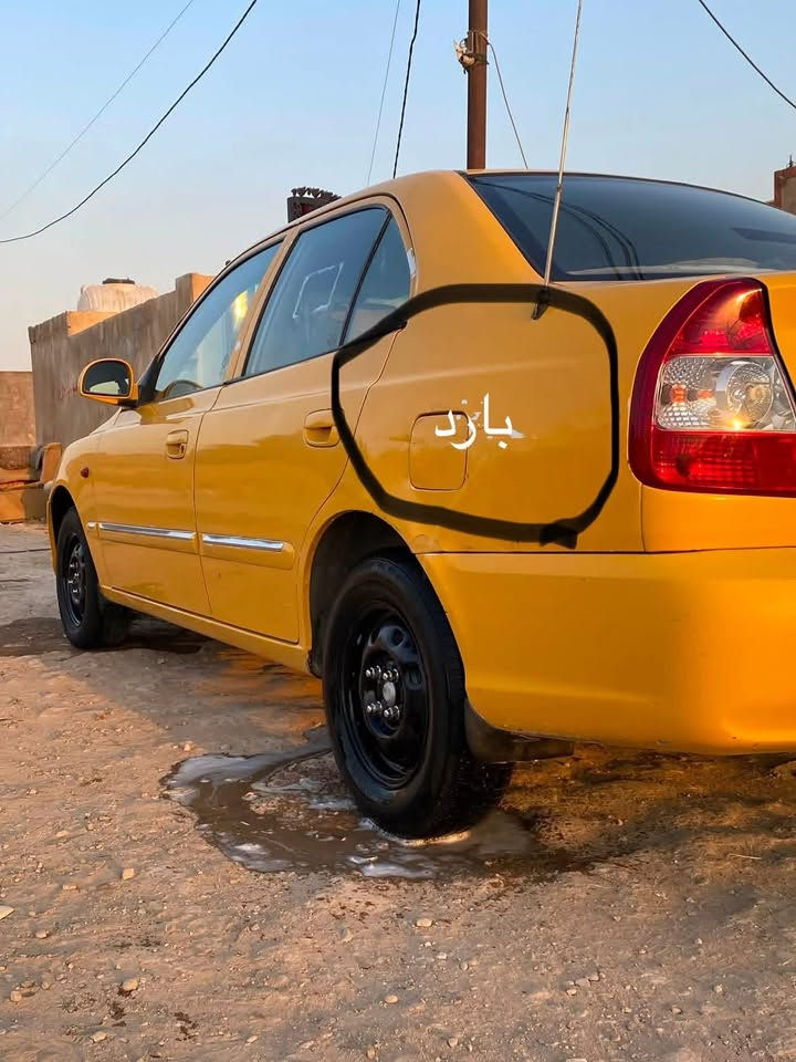 السلام عليكم  هونداي فيرنا موديل 2014 ما معيودة السيارة كدام العين  مسويلها ادامه كامله وباتري جديد وبيها جاملغ الخلفي بي بارد جه السايق استعمال شخصي الله شاهد  السعر  #_68وبيها_مجال 
مكان السيارة قرب بسمايه 
رقم الهاتف ***********

نص مكتوب في الصور:
- بارد