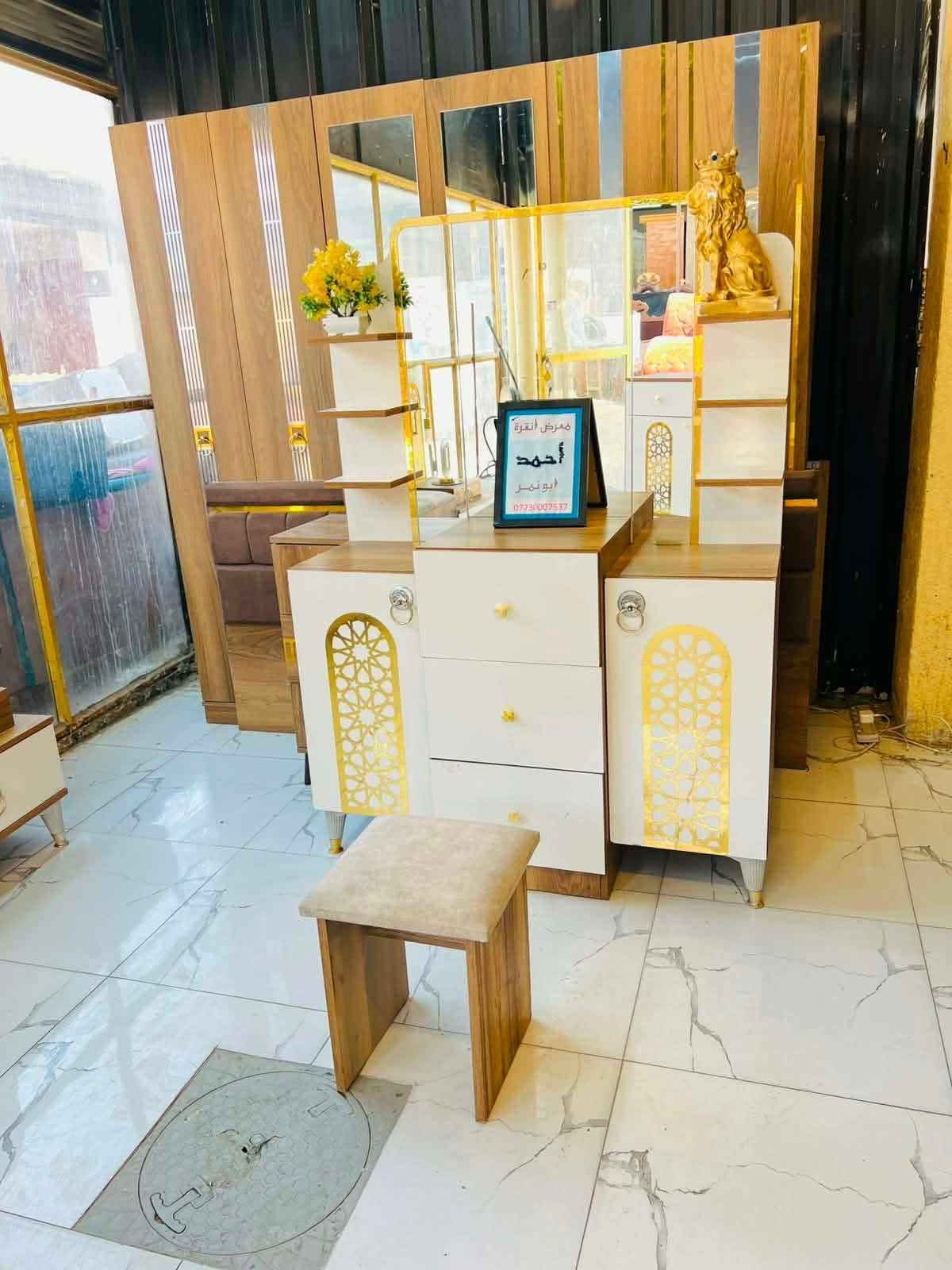 ‎غرف نوم عشر قطع ضخمه شغل ثقيل كلش سعر 900‎ Singapore
