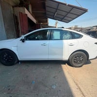 وبركاته اخواني الله يجفيكم شر الحوادث   عندي هاي السيارة cl5 موديل 25 ...