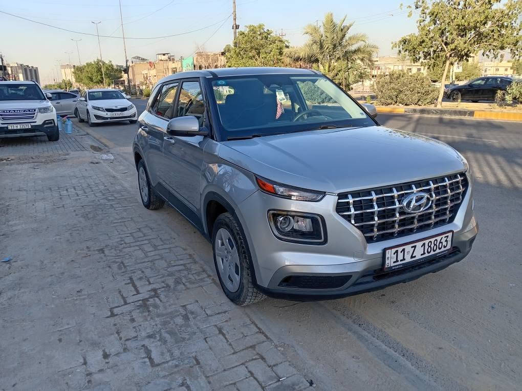 هونداي فينو موديل 2023ماشيه 28الف السياره رقم بغداد من عده الفتحه والبصمه السعر 24وبيه مجال بسيط السياره بيه شبرين صبغ و3قطع كلير طخته قليل جدا بل الشاصي الأيسر قليل جدا مكان السياره حي الجهاد بغداد (***********) بغداد, العراق
