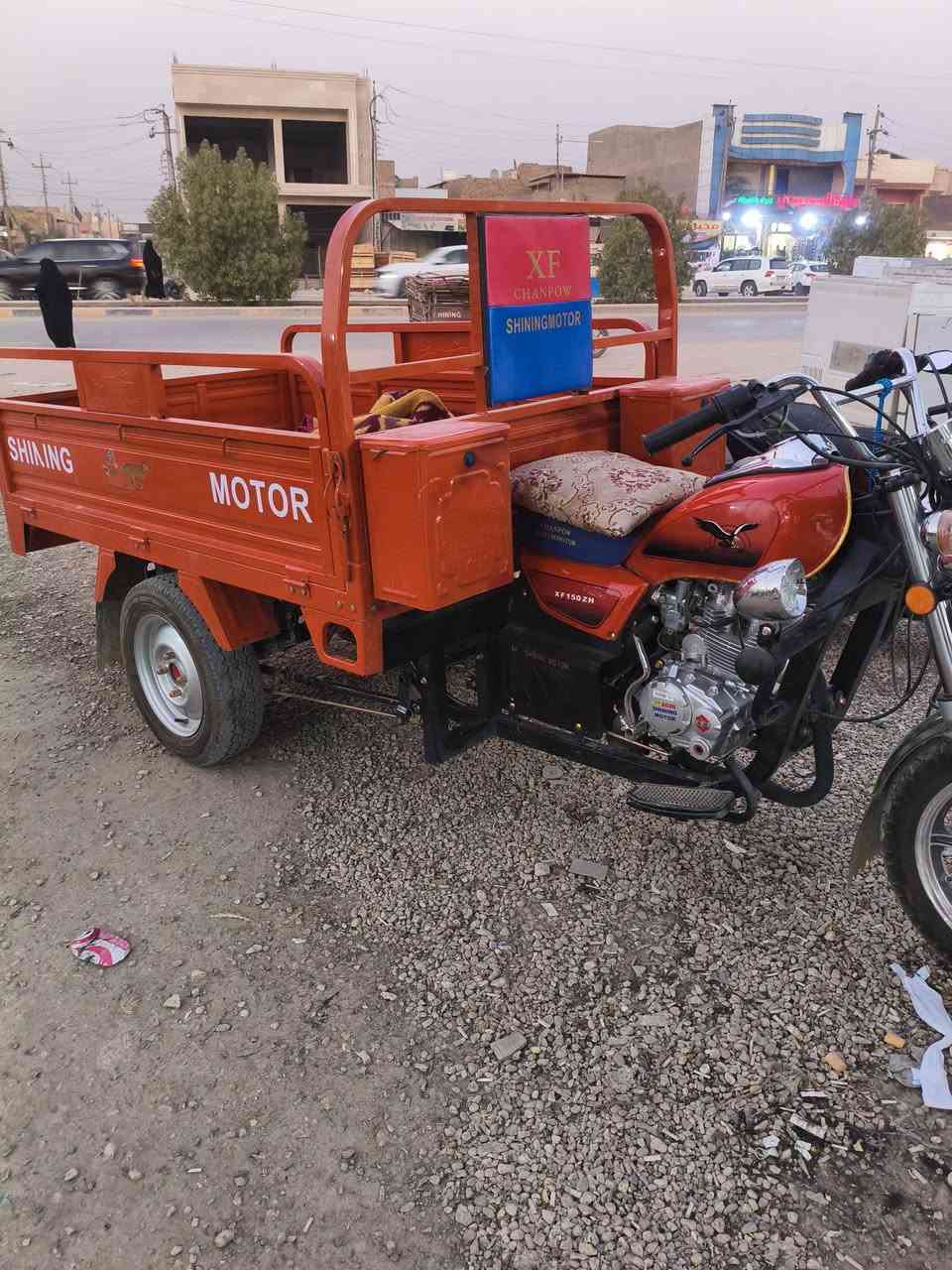 ستوته لبيع موديل 23صارلها عشرين يوم من طلعه
/***********
