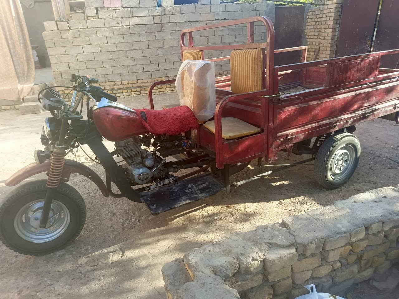 السلام عليكم ستوته للبيع شاصي مكفول كهربائيات شغالات سعرها 1250 وبيها مجال للشراي مستعجل على بيعتها 
***********
