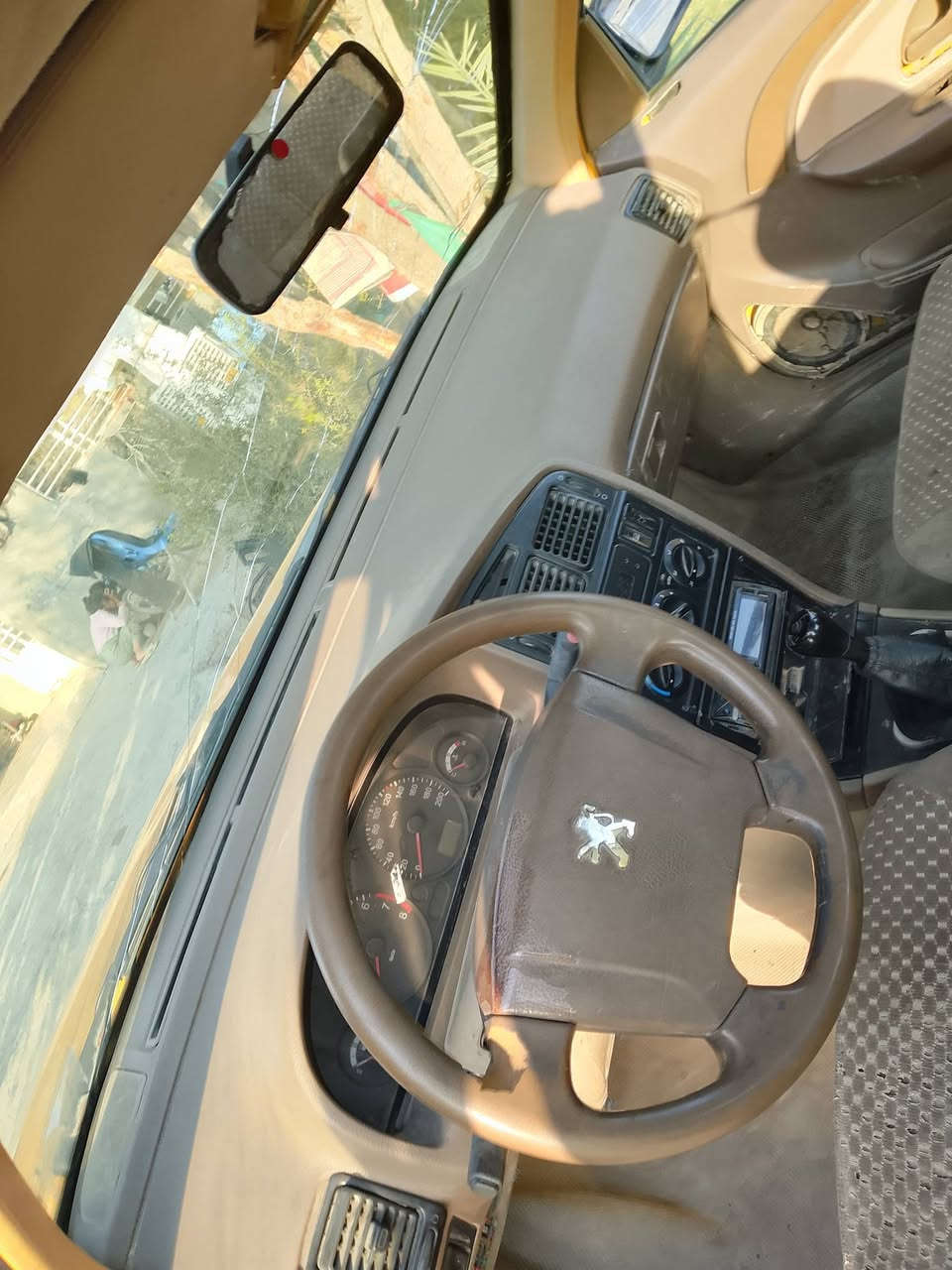 بيجو لميس • ١٥ مكان • حي البتول