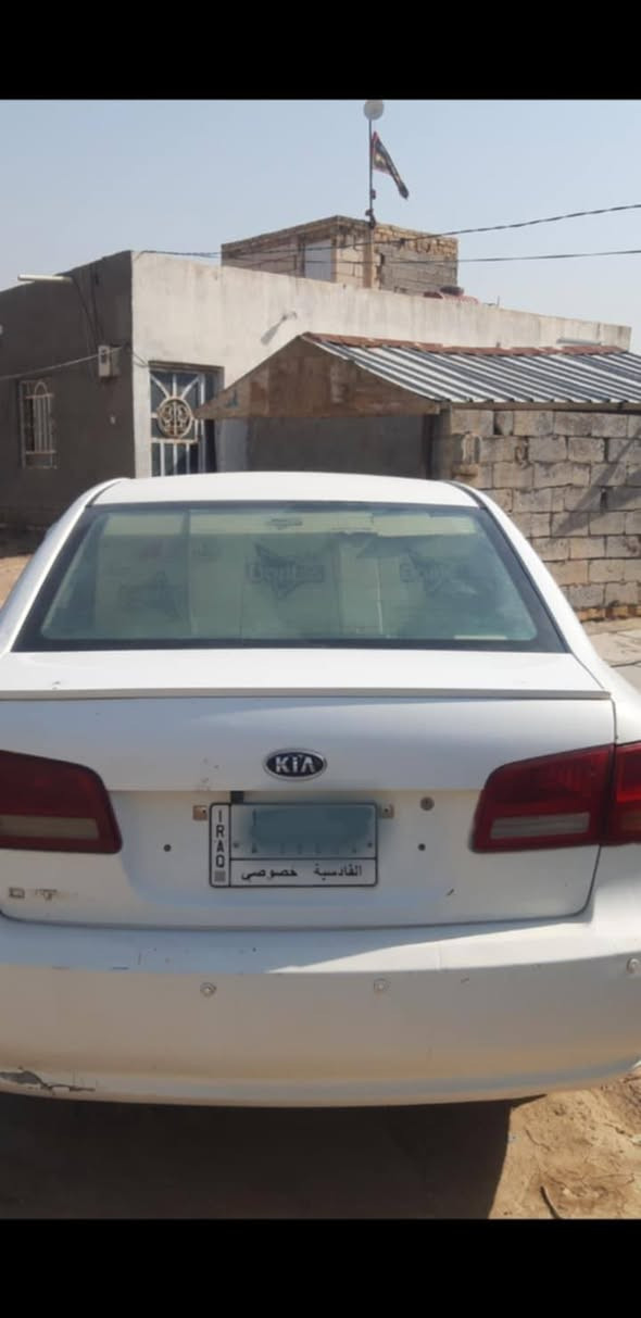 سلام عليكم أوبتيما موديل 2008 كوري  مكينه حاويه صار شهر من شاده كير بالجيس تبريد ثلج حداديه تخم تاير  بالجيس السياره أحله من الصور السياره بيه دحجه بالجاملغ بسيطه ودحجه بالباب. يعني مامأثرات  دوشمه جديده رقم قادسيه  تحويل ثاني يوم السياره بسمي  ***********. مكان ديوانيه عله طريق الدغاره
