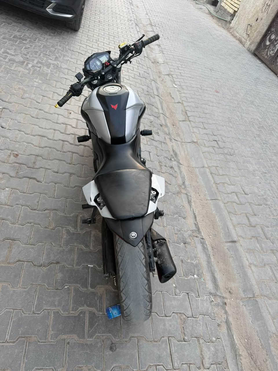 سلام عليكم دراجه MT400 
البيع دراجه حلو شلعه موعدل خير من الله 
سعر 16,5 ورقه بيه مجال الشراي 
الرقم ***********
العنوان بغداد كاضميه
