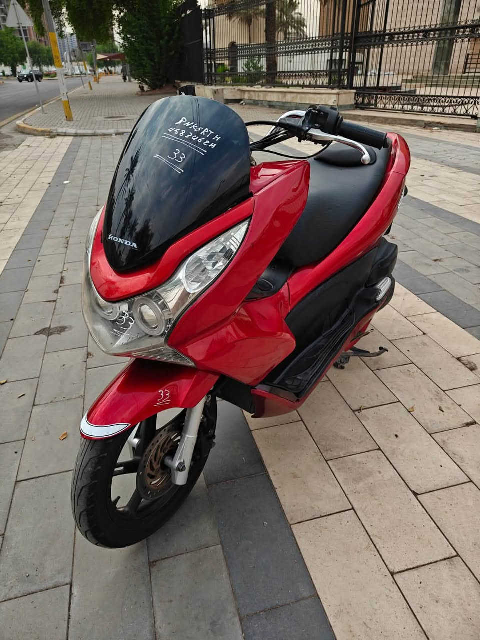 سلام عليكم....
دراجة (PSX)...(جيل الاول)  
🛵للبيع   مامتعوبه
دراجة شلعه معدل كهربائيات كلهه شغاله 
دراجة جديده  بلادية
أي نقص مابيهة دراجه مكفوله كفاله عامه بشرط علفحص اذا برغي مفتوح ترجع دراجة مال جناي 
جيب فيتر وتعال افحص مستعجل على بيعتهه السعر مليون و250
العنوان بغداد  الكرخ  الاستفسار الاتصال على الرقم 📞***********
