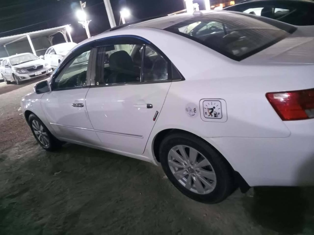 سوناتا 2008 وارد امريكي ليبل واحد  السيارة مكفوله محرك 2400  تحكم ستيرن فتحة سقف رقم بغداد  السعر 120ورقه  وبيها مجال مكان سيارة بغداد .
***********
