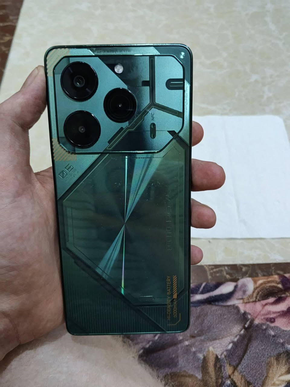 السلام عليكماسم الجهاز هو **TECNO POVA 6 Pro 5G**. الرام 12 + 12 ذاكره 256 الجهاز نظيف ما مفتوح شغل 90 فريم ببجي معالج قوي السعر 300 وبي مجال هذا رقمي***********
السلام عليكماسم الجهاز هو **TECNO POVA 6 Pro 5G**. الرام 12 + 12 ذاكره 256 الجهاز نظيف ما مفتوح شغل 90 فريم ببجي معالج قوي السعر 300 وبي مجال هذا رقمي***********

