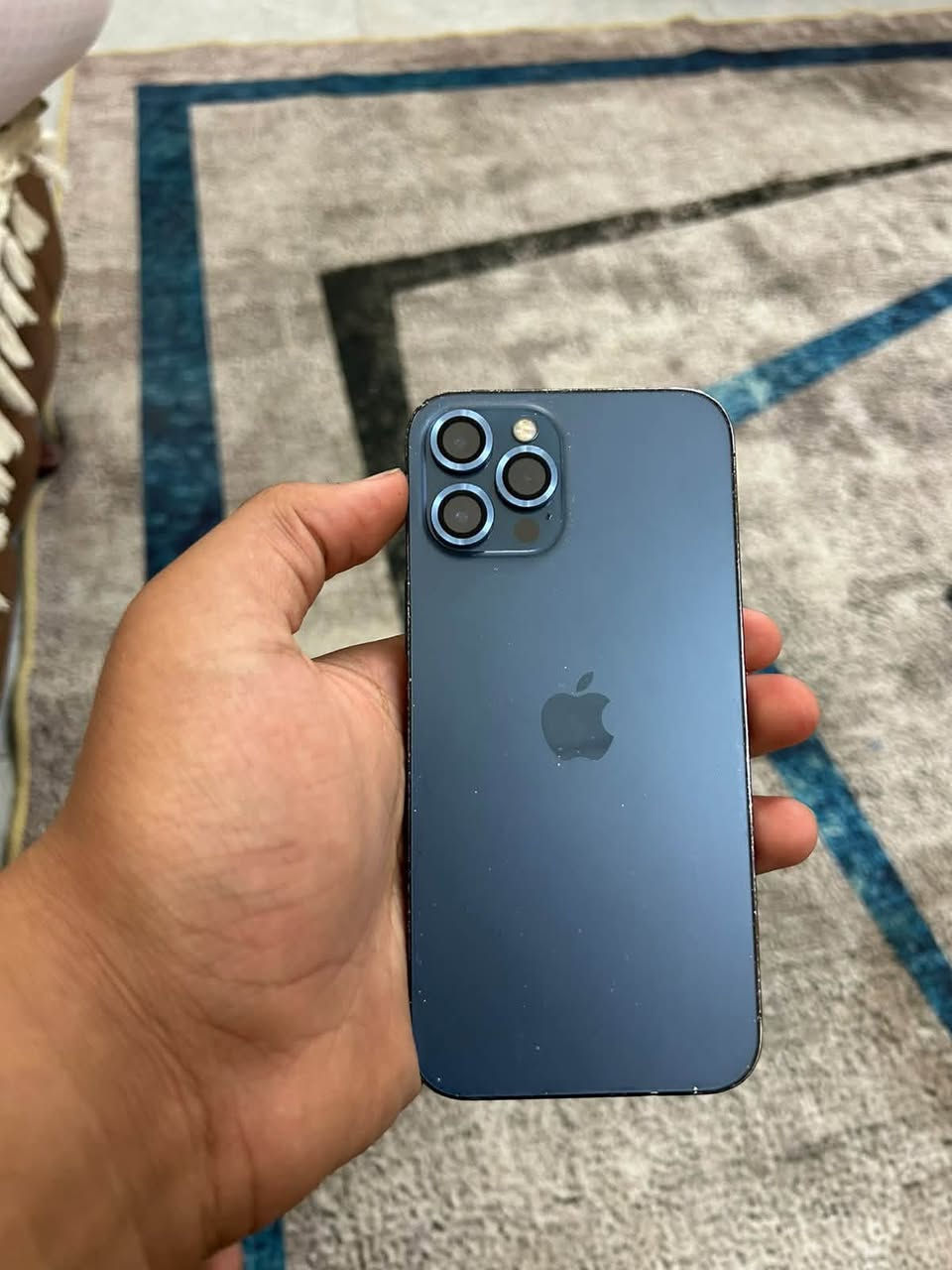 12 pro max مستخدم نضيف للبيع
وتر برووف ممفتوح ابد كلشي ممبدل شرق اوسط عربي مو امريكي A/AA. فقط بطاريه ٧٢ بس ابد ميصرف الجهاز وكاله ومرتب مابي اي نقص ذاكره ٢٥٦ مكاني بغداد يوجد توصيل 
اسعر ٤٠٠ للاستفسار ***********

نص مكتوب في الصور:
- LTE ١٢:٤٢ حول الاسم Hasan iPhone إصدار iOS 26.6 اسم الطراز iPhone 12 Pro Max رقم الطراز MGDF3AA/A الرقم التسلسلي F2LF48SN0D56 سجل تاريخ القطع والخدمة الأغاني . الفيديوهات ٢٠١ الصور ٧٩٣ التطبيقات ٥٧ السعة ٢٥٦ غ.ب. متوفرة ١٧٩,٦ غ.ب. عنوان Wi-Fi 54:09:10:1E:9C:3E
- LTE 12:43
- مساحة تخزين iPhone
- >  iPhone
- المستخدم: 76,81 غ.ب. من 256 غ.ب.
- 179,19 غ.ب.
- التطبيقات الصور iOS بيانات النظام
- توصيات
- تمكين
- إزالة التطبيقات غير المستخدمة
- وفر لحد 3,43 غ.ب. إزالة التطبيقات غير المستخدمة تلقائيًا عندما تكون مساحة التخزين منخفضة. ستبقى مستنداتك وبياناتك محفوظة.
- الحجم +
- PUBG MOBILE
- آخر استخدام: ٢٠٢٦/٩/٢٣
- 17,28 غ.ب. >
- الصور
- آخر استخدام: أمس
- 6,95 غ.ب. >
- eFootball™
- 3,41 غ.ب. >
- Instagram
- آخر استخدام: اليوم
- 2,71 غ.ب. >
- TikTok
- 2,61 غ.ب. >
- التطبيقات
- Facebook