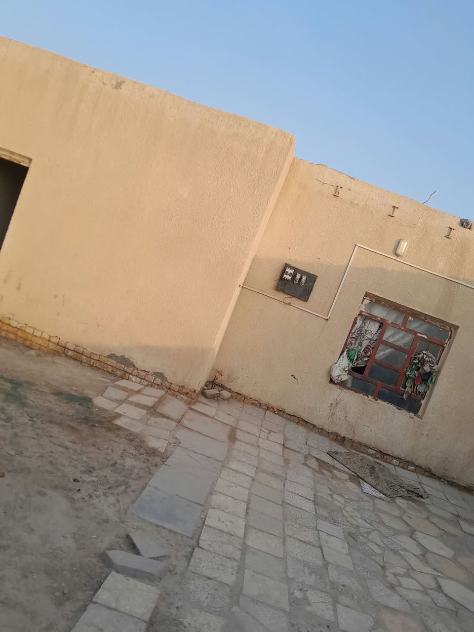 بم دود • بيت للبيع • ٣٠٠م