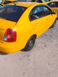 اكسنت ٢٠١٠ • مكينة ١٦ • جير عادي