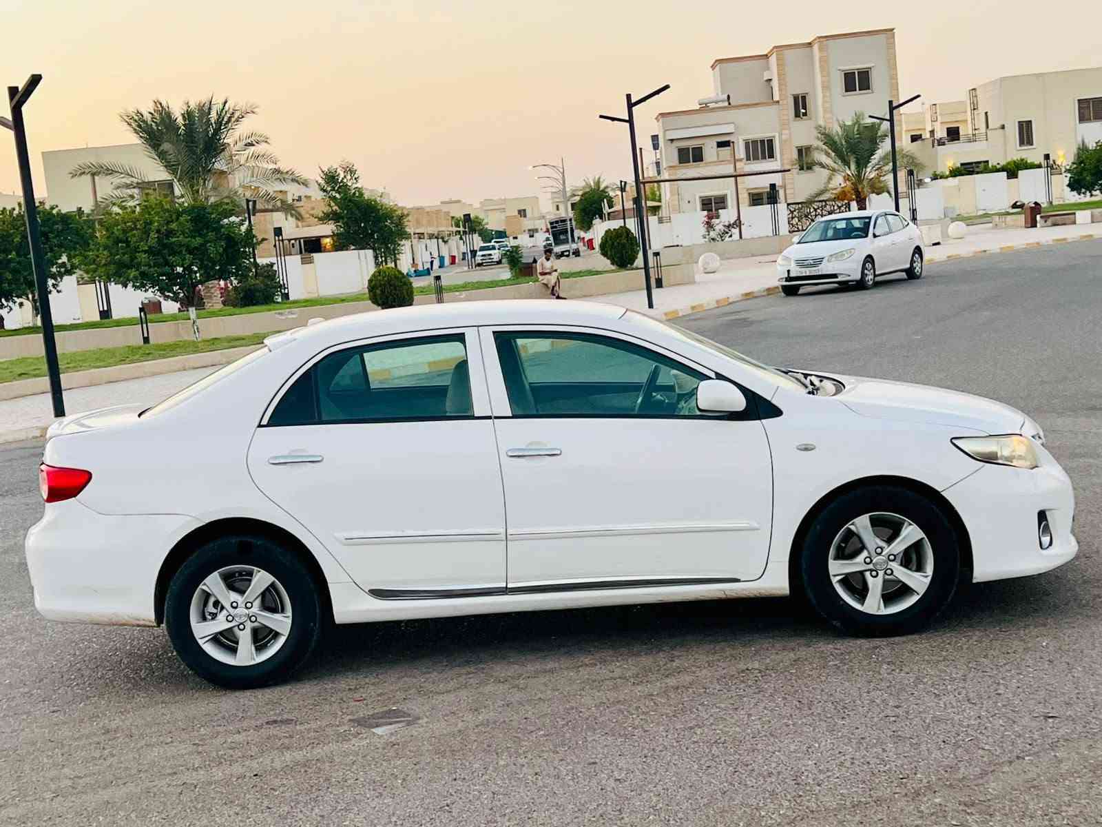 السلام عليكم...للبيع بسعر مناسب جداً 107..
كورلا 2012 خليجي لون ابيض ثلجي رقم اربيل شرط التحويل بيها قطعتين صبغ بدون قطرة داخل شرط الفحص سيارة كير ومحرك وصدر وتبريد وتدفئة كلة جديد جاهزة مجهزة بدون كل نقص✅ 
العنوان صلاح الدين تكريت 
للاستفسار ***********
