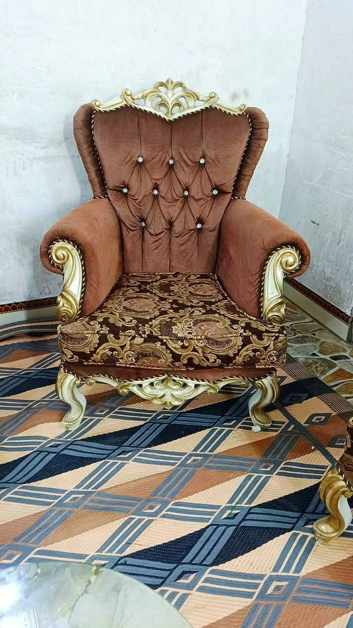 تركي • ١٠ مقاعد • توصيل كربلاء