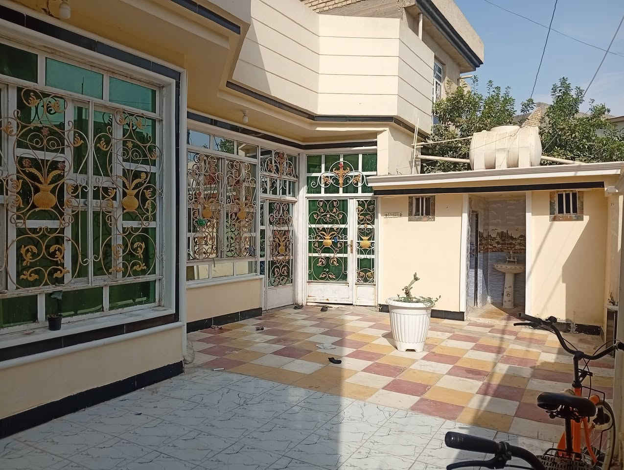 دار للبيع • طابو زراعي • ٢٢٠م