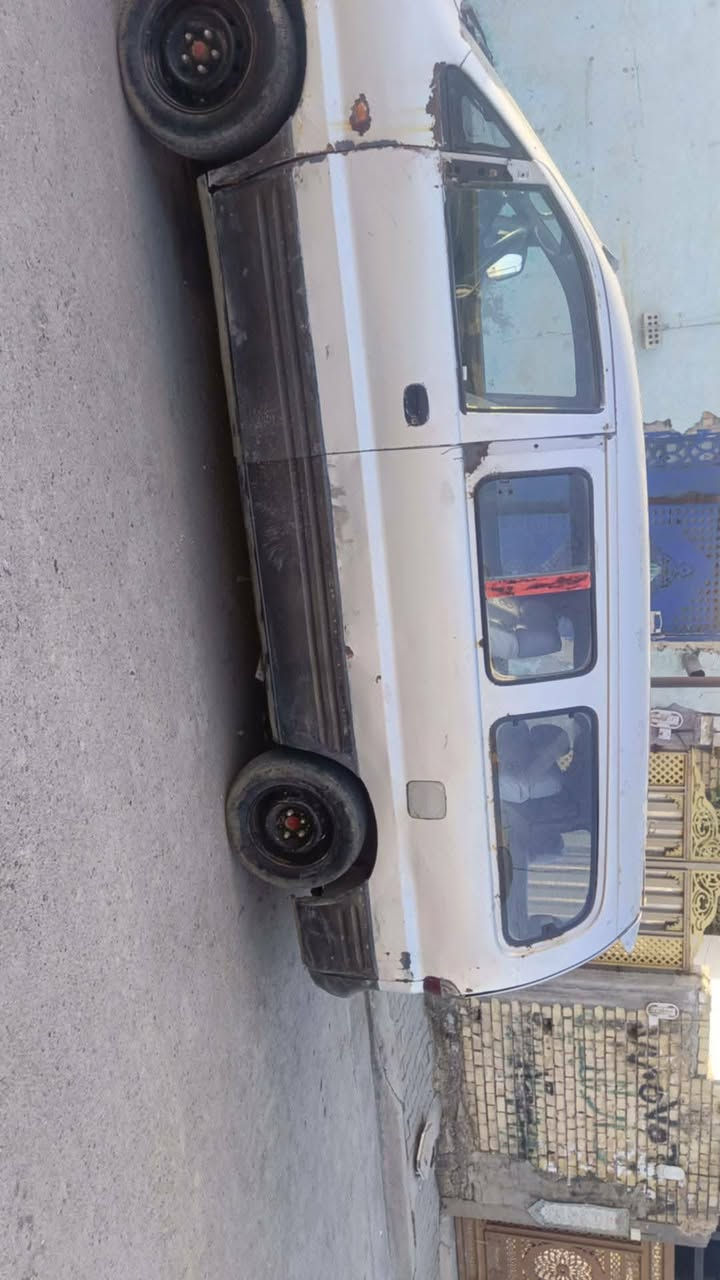 ستاركس ٢٠٠١ • ١١ راكب • بابل