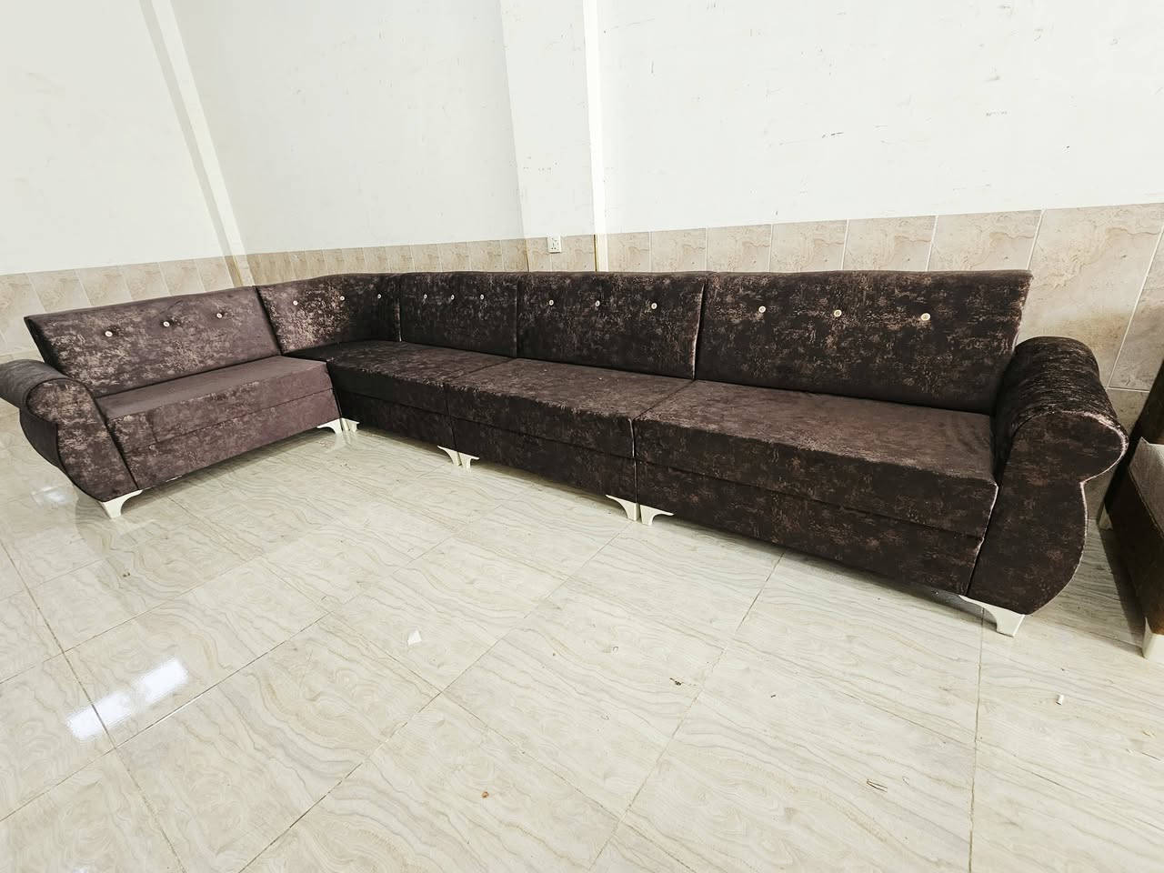 واحد ع 190 الف *********** ،،،، ***********
