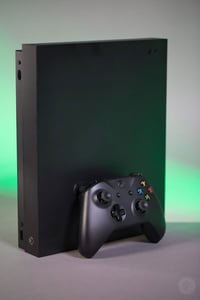 Xbox One X • ١تيرا • مع ألعاب