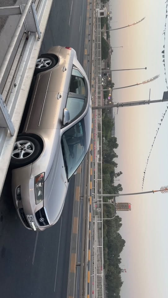 السلام عليكم سوناتا وارد كندي  حجم المحرك 2400صبغ ٣ قطع استخدام شخصي وجاهزة
تخم تاير جديد
صدر اصلي بالكامل شركة موبس
بلكات اصلية حسب رقم الشاصي
عبوة فيت بم اصلي حاوية
دهن وفلتر شركة ميتاسو
باتري اصلي جديد تحت الضمان
الكير والمحرك مكفول ونظيفات جداً
تبريد ثلج مع وجود مروحة امامية اضافية 
المكان بغداد والسيارة باسمي السعر 97 وبيها مجال رقمي *********** بي واتساب
