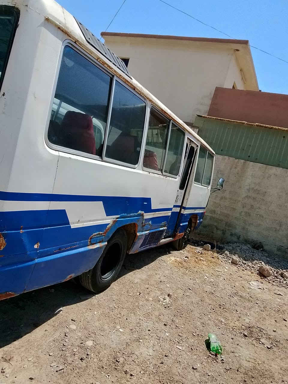 كوستر للبیع كیرو محرك كیا 3000 رقم تلفون ***********
