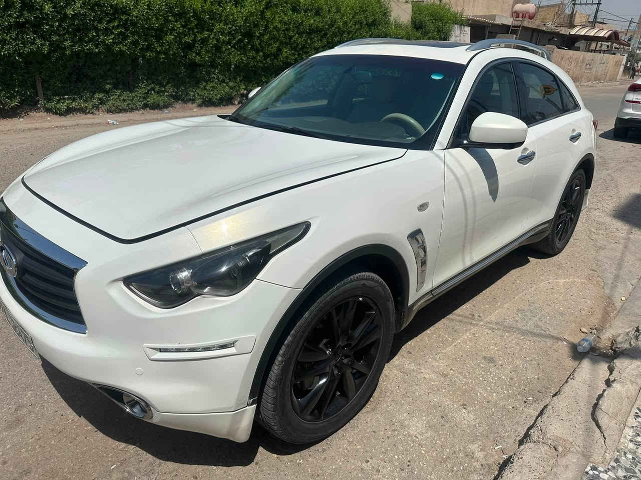 السلام عليكم
للبيع أنفنتي fx2012 خليجي 
بيها قطعة وحدة فقط تبديل باب السايق 
والباقي مكفول من الصبغ 
فول مواصفات  1 / 1 شفتات ستيرن تحكمات كاملة 
فتحة سقف ويل كب حجم 20 
تبريد قطعتين 
ماشية 200 الف كيلو 
رقم أربيل تحويل مباشر 
مكاني بغداد الغزالية 
للأستفسار ***********
