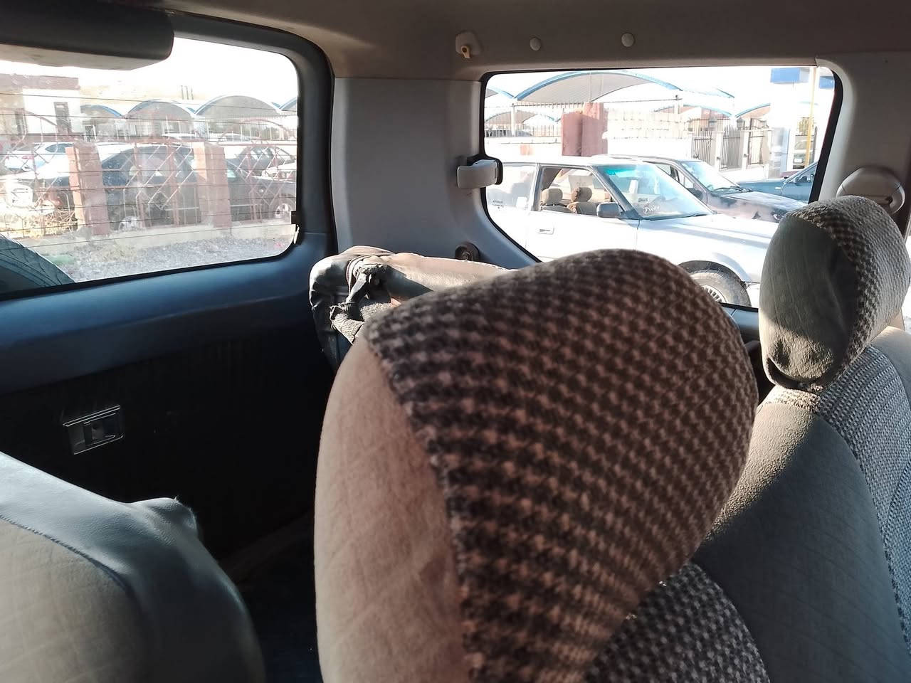 لاندكروز برادو موديل 97 رقم نينوى محرك كير شرط  4سلندر 2700تايرات جديده صدر جديد تبريد سياره جاهزه بدون صبغ
السعر 65 
*********** ملاحظه البيع نقدا
لاندكروز برادو موديل 97 رقم نينوى محرك كير شرط  4سلندر 2700تايرات جديده صدر جديد تبريد سياره جاهزه بدون صبغ

